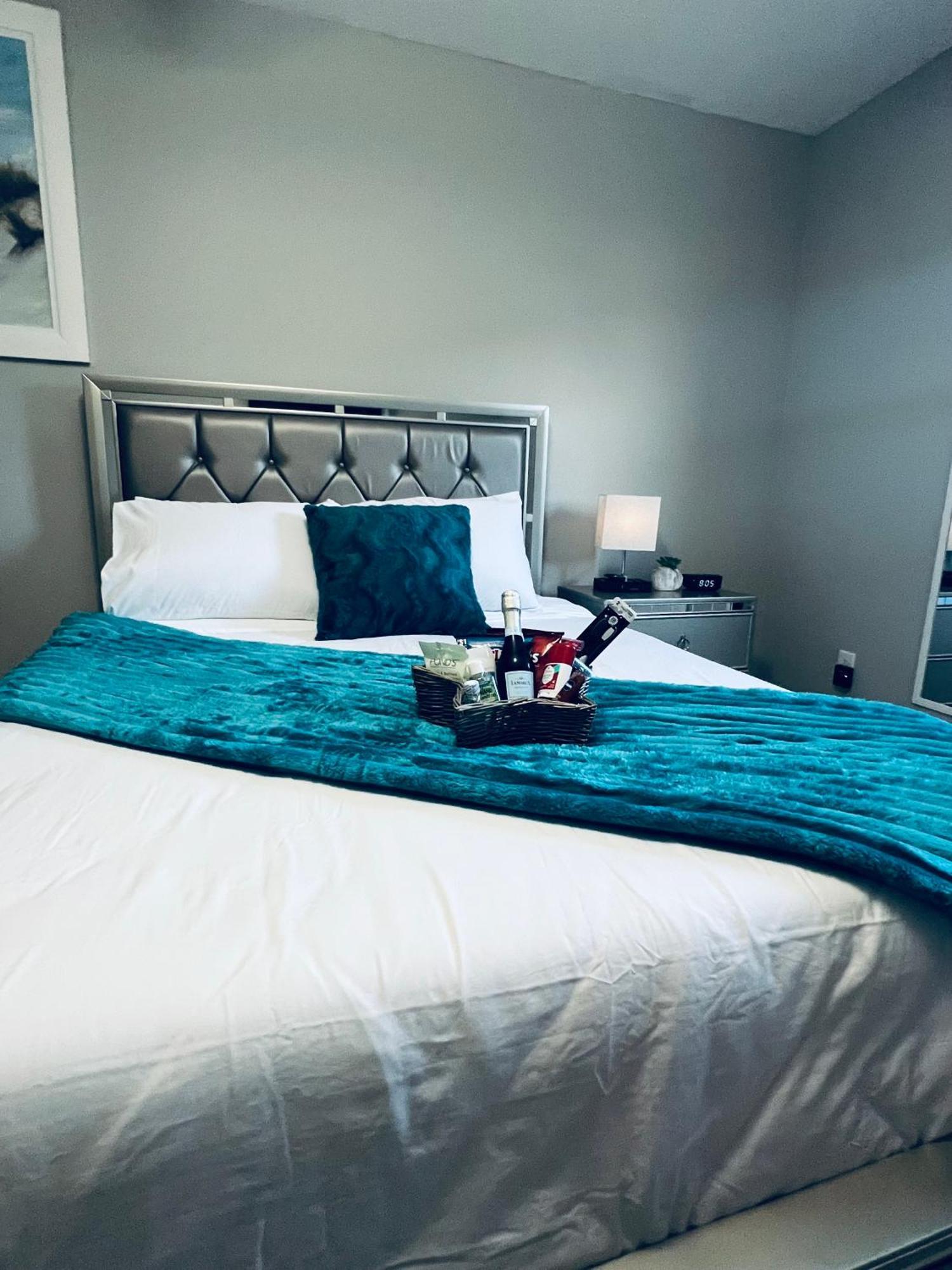 The Beach House At Sun City 호텔 Sun City Center 외부 사진